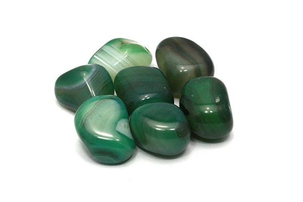 خواص سنگ عقیق سبز و تاثیر آن بر بدن عقیق سبز